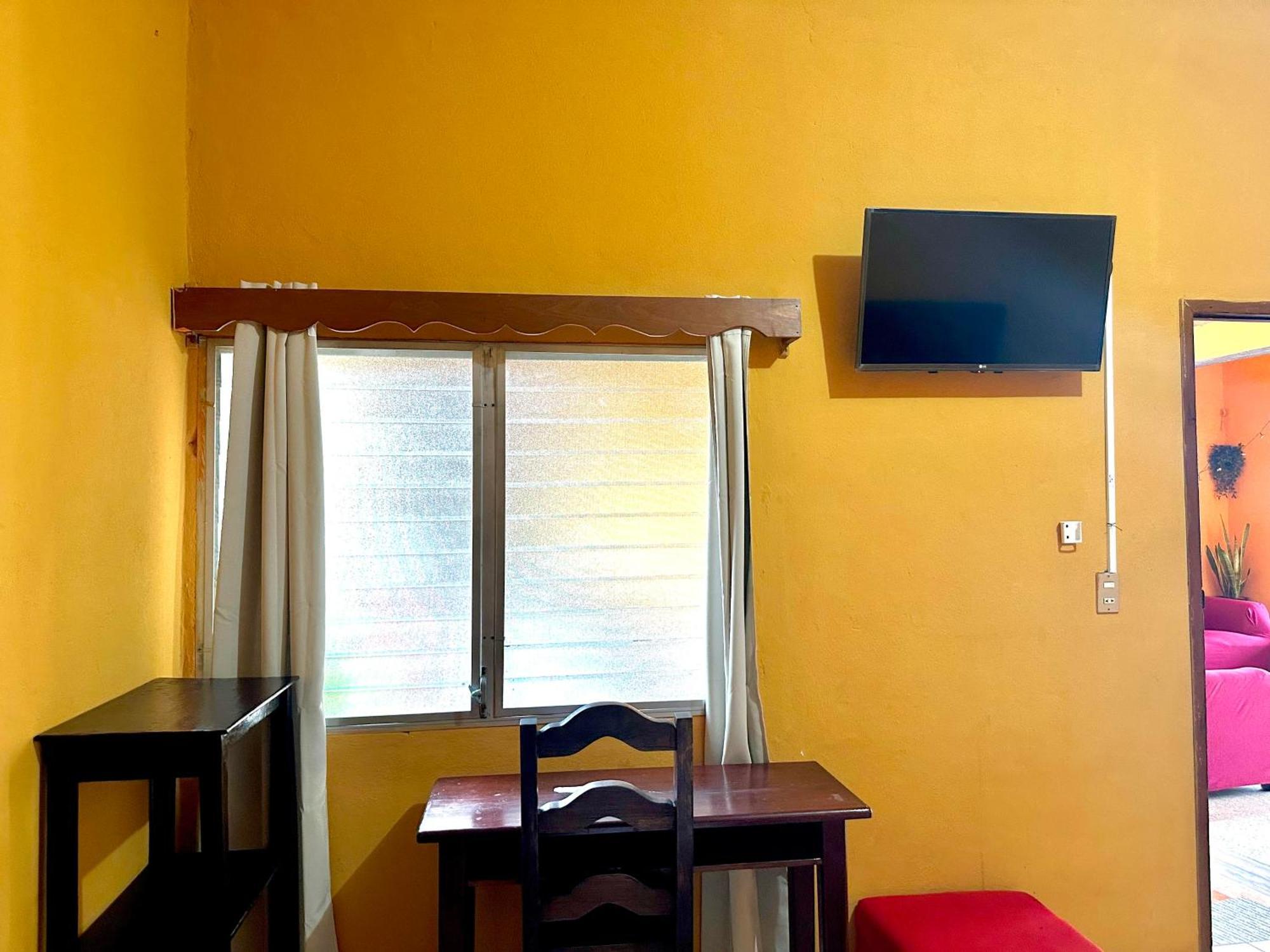Hotel San Miguel Flores Pokoj fotografie