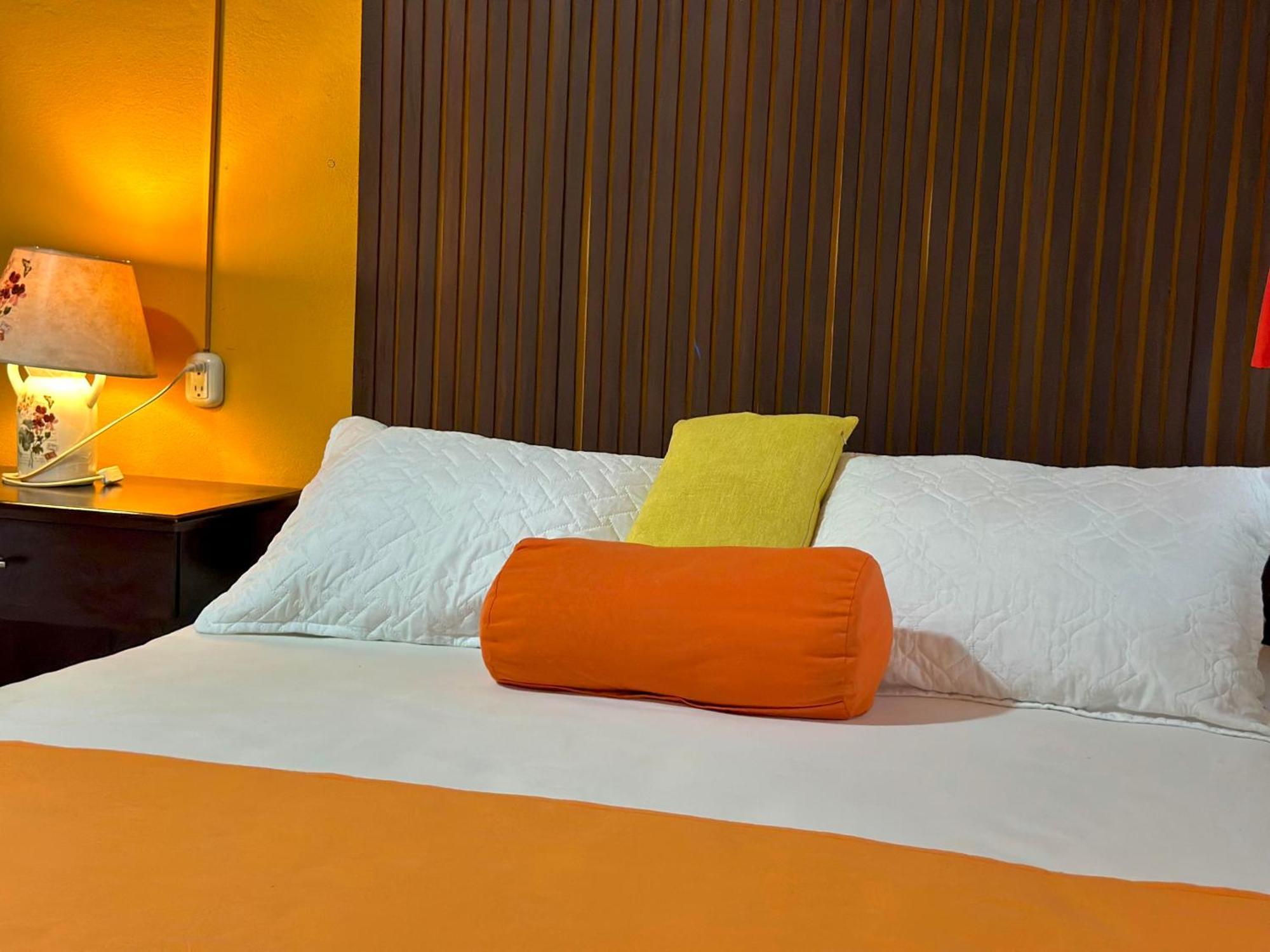 Hotel San Miguel Flores Pokoj fotografie