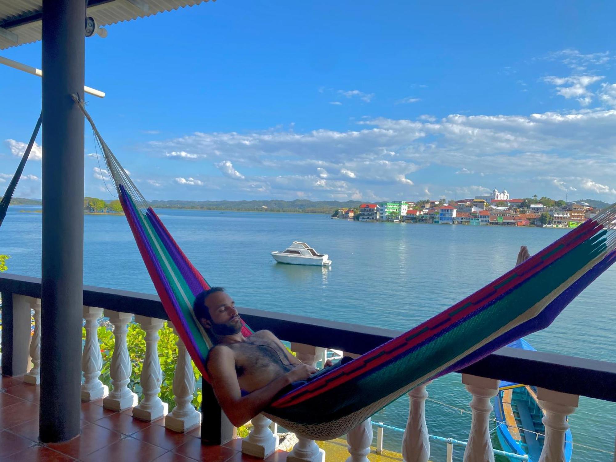 Hotel San Miguel Flores Pokoj fotografie